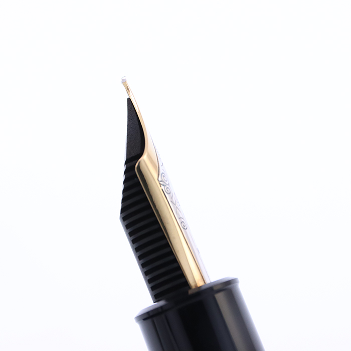 モンブラン マイスターシュテュック 149 万年筆 F 細字 14C 中白