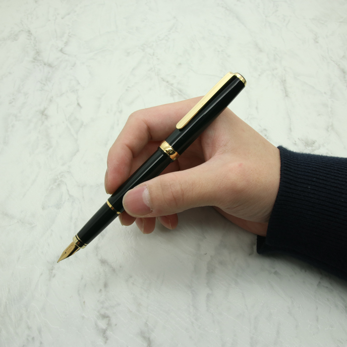 プラチナ万年筆 18Kスタンダード EF 極細 詳細ページ | 万年筆 ボールペンなど高級筆記具の販売・買取