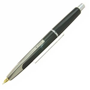 PILOT パイロット 万年筆 ナミキ キャップレス ブラック 中字 メイン