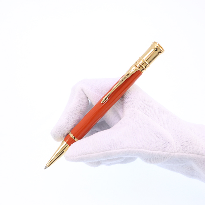 【極レア】Parker パーカー　DUFOLD BIG RED限定品の万年筆 極レア】Parker パーカー DUFOLD BIG RED限定品の万年筆 極レア