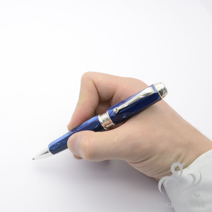 モンテグラッパ エンブレマ ボールペン ブルー