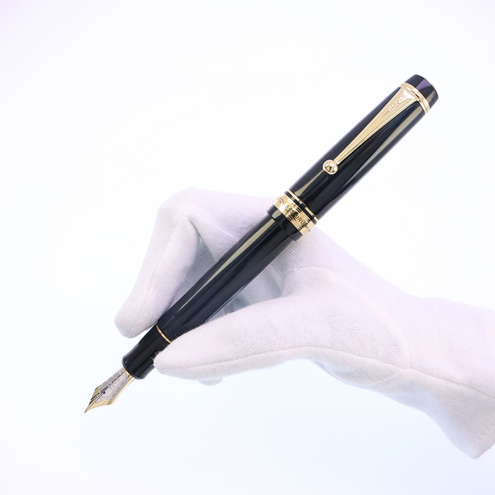 PILOT パイロット 万年筆 カスタム845 漆 ブラック 細字