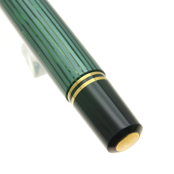 万年筆でお馴染みのペリカンの万年筆スタンドです。70周年記念の貴重なものです 万年筆でお馴染みのペリカンの万年筆スタンドです。70周年記念の