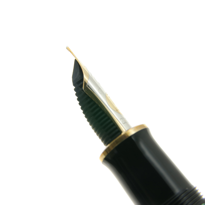 Pelikan 万年筆 新生ドイツ誕生記念 特別限定20C-833/F 未使用品 詳細ページ | 万年筆 ボールペンなど高級筆記具の販売・買取