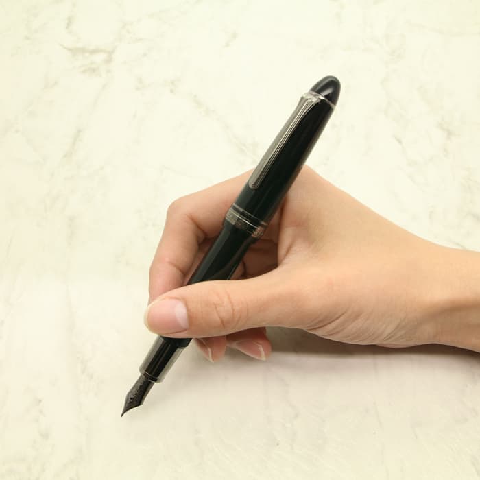 【限定品】セーラー ブラックラスター テミス F 伊東屋限定】プロフィットテミス万年筆 | 伊東屋オンラインストア