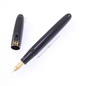 万年筆 創立80周年記念 四神 漆黒 中字 [ネーム刻印]