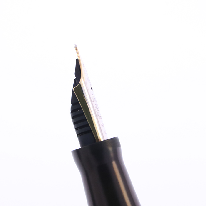 中古)PLATINUM プラチナ 万年筆 創業80周年記念 金透かし 唐草模様