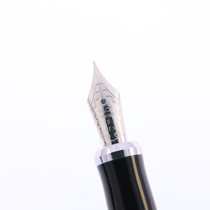 中古)PILOT パイロット 万年筆 クアトロ89 ブラウン 細字（商品ID