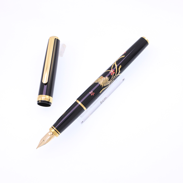 PLATINUM プラチナ 万年筆 黒 18K 18金　中字　未使用 中古)PLATINUM プラチナ 万年筆 18Kスタンダード 美巧 近代蒔絵