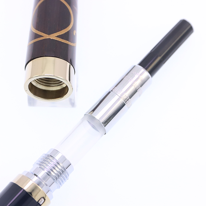 中古)SAILOR セーラー 万年筆 皇太子御成婚記念 木軸黒檀加賀蒔絵 鳳凰