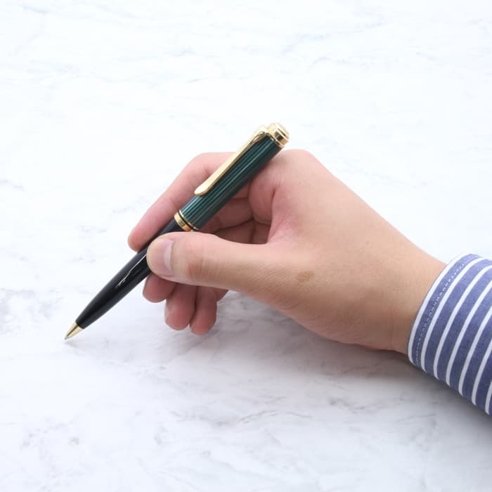 書けます【ペリカン】K800 ボールペン 緑縞 新品)Pelikan ペリカン ボールペン スーベレーン K800 グリーン