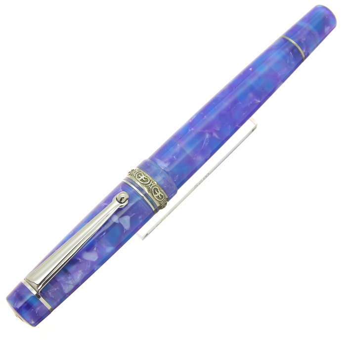 新品 未使用　希少　デルタ万年筆 ヒポクラティカ 万年筆　ニブM 新品 未使用 希少 デルタ万年筆 ヒポクラティカ 万年筆 ニブM