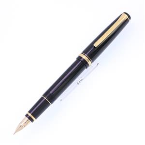 PILOT パイロット 万年筆 ナミキ ファルコン 軟中字 メイン