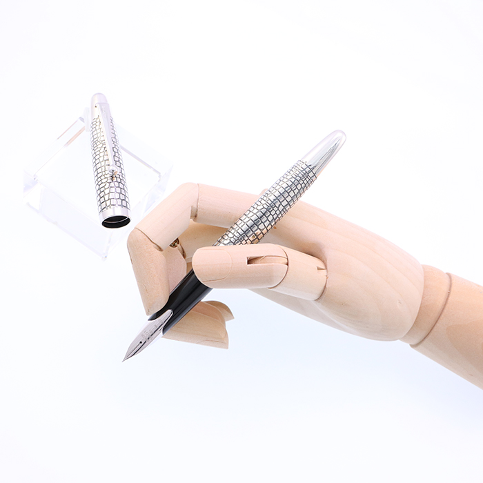 【定価99,000円】PILOTパイロット万年筆｜シルバーン石だたみ 新品)PILOT パイロット 万年筆 シルバーン 石だたみ（商品ID