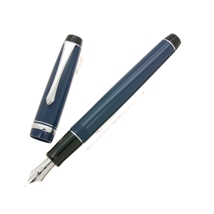 新品未使用　パイロット　カスタムヘリテイジ９１　万年筆 PILOT パイロット 万年筆 カスタムヘリテイジ91 FKVHN-12SR