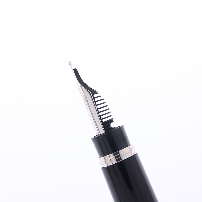 Montblanc 万年筆 黒 Amazon | MONTBLANC 【モンブラン】 ミニ万年筆 P114bk (M) 中字