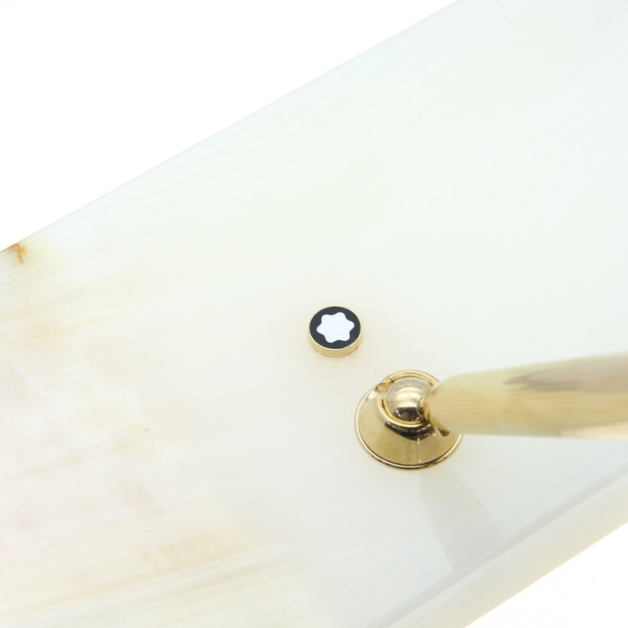 ◆美品 非売品！モンブラン（MONTBLANC）ロゴ入り店頭用アクリル製スタンド de45fd01f827b49b7ac4f0c63ab531