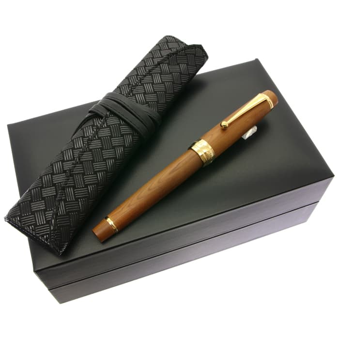 PILOT CUSTOM 一位の木　万年筆　字幅F 詳細ページ | 万年筆 ボールペンなど高級筆記具の販売・買取