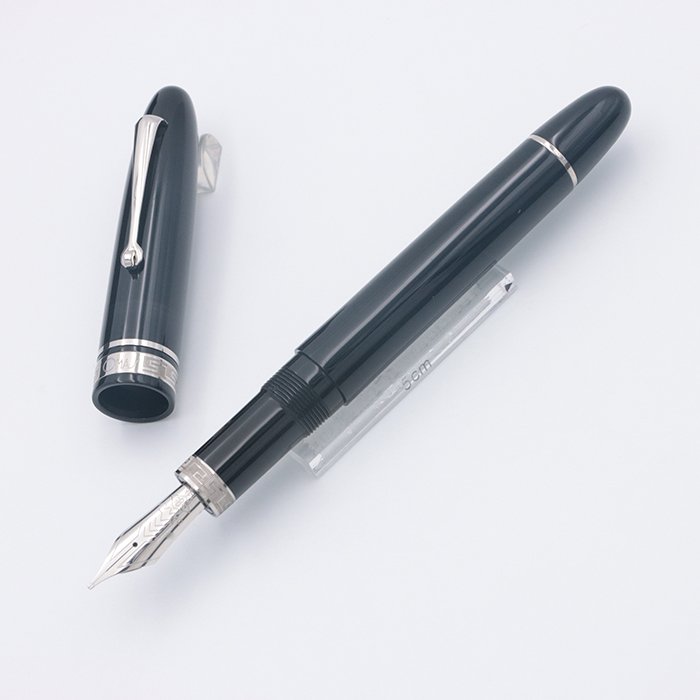 新品)OMAS オマス 万年筆 オジヴァ ネラ シルバートリム 14K