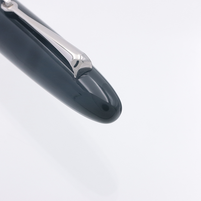 新品)OMAS オマス 万年筆 オジヴァ ネラ シルバートリム 14K（商品ID