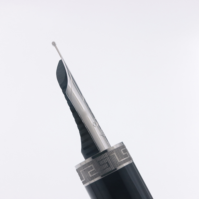 新品)OMAS オマス 万年筆 オジヴァ ネラ シルバートリム 14K（商品ID