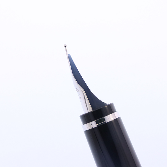 中古)PILOT パイロット 万年筆 エラボー ブラウン 軟中字 (金属軸