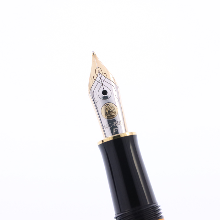 新品未使用 ペリカン Pelikan 万年筆 M320 ペン先F スーべレーン 中古)Pelikan ペリカン 万年筆 スーベレーン M320 パール