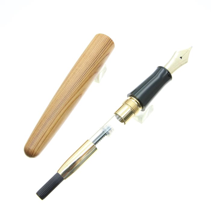 プラチナ 万年筆 #3776 屋久杉 18K ペン先 木箱付き 新品未使用 中古)PLATINUM プラチナ 万年筆 #3776 センチュリー 屋久杉 中字（商品