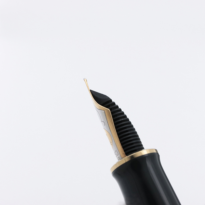 Pelikanペリカン 万年筆 旧型 18C-750 バーガンディ　吸入式 Pelikanペリカン 万年筆 旧型 18C-750 バーガンディ 吸入式