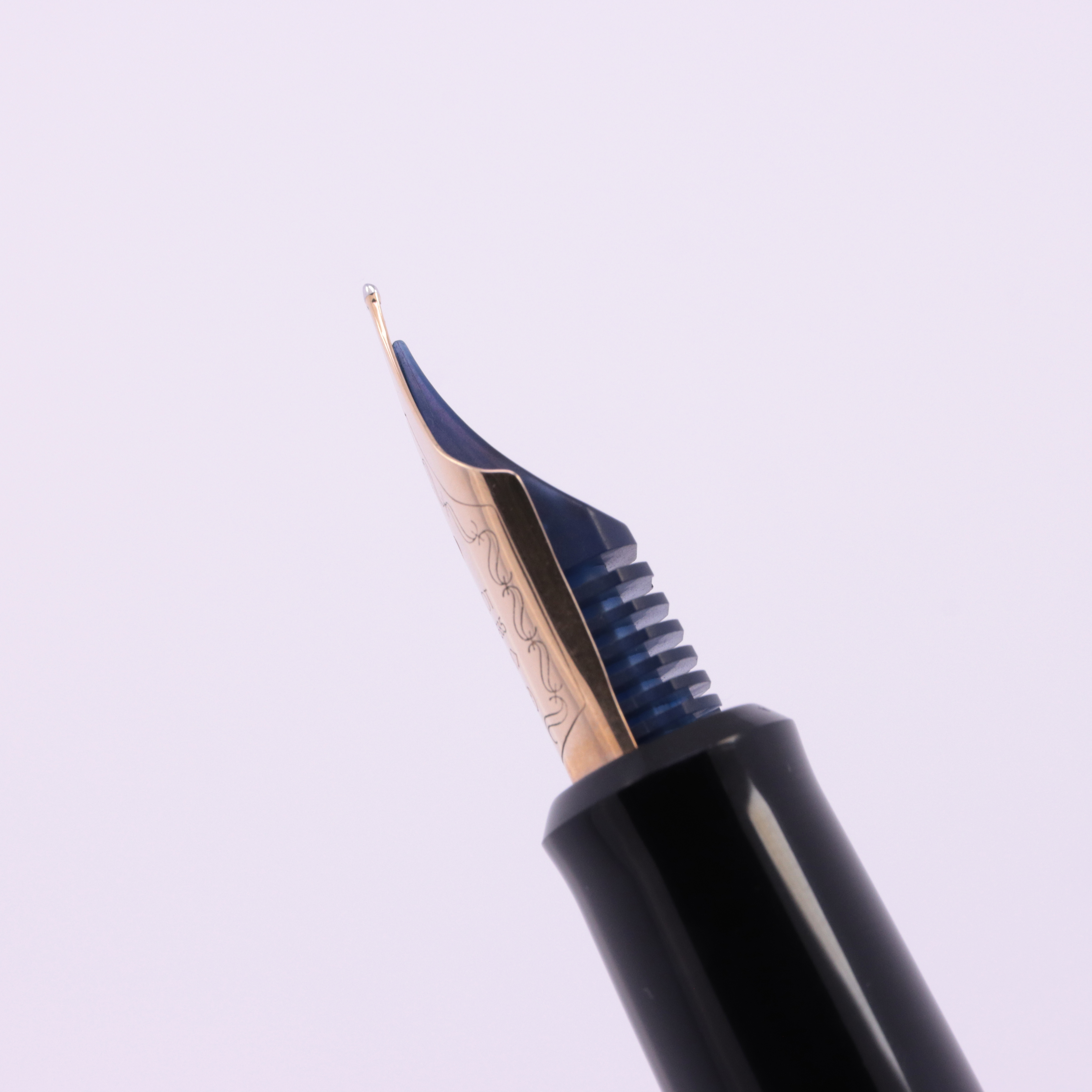 PILOT 14Kペン先 万年筆 国光会 蒔絵 urushi PILOT 万年筆 (ペン先 林勝) 国光会 (國光會 イヌ 犬 戌 蒔絵 干支 漆 筆記具