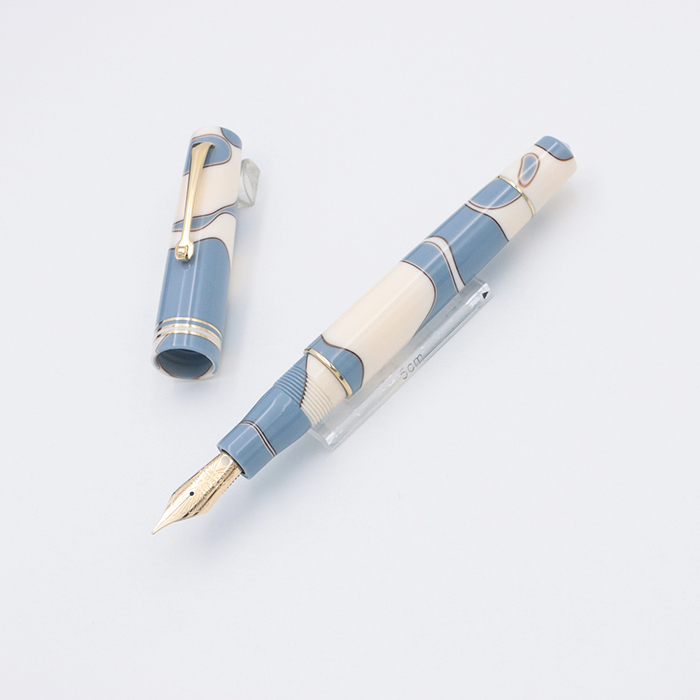 新品)Leonardo Officina Italiana レオナルド 万年筆 モーメントゼロ