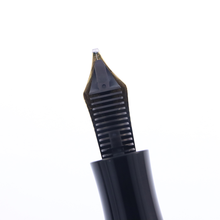 新品・未使用 MONTBLANC モンブラン クリスタル ガラス 灰皿 付属品完