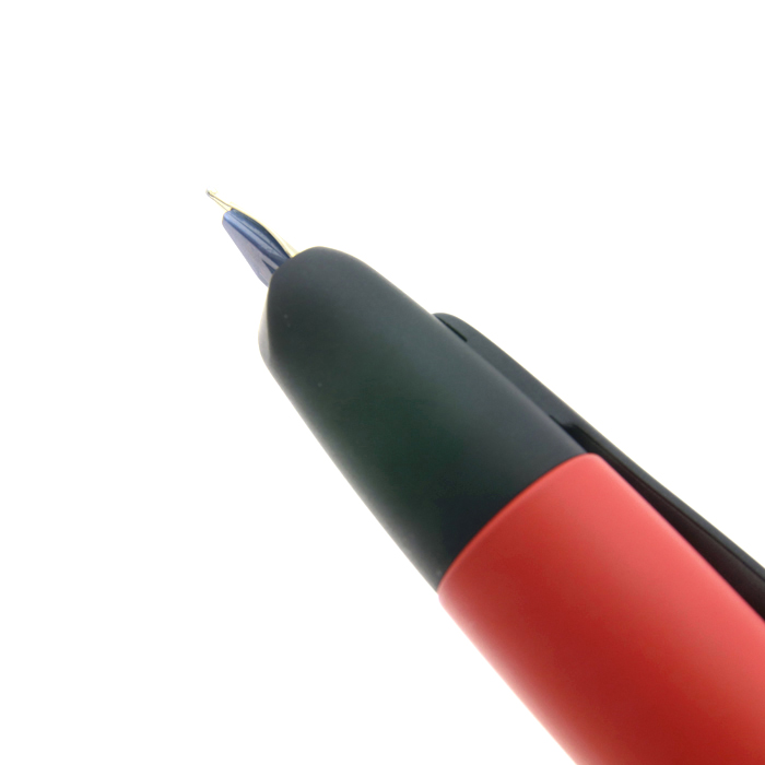 中古 Pilot パイロット 万年筆 とみや文具限定 キャップレス 赤と黒 細字 商品id 3717010196544 詳細ページ 万年筆 ボールペンなど高級筆記具の販売 買取 キングダムノート