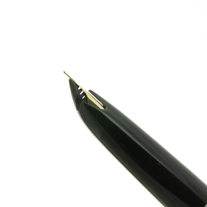 MONTBLANC 万年筆 黒 モンブランクラシック 万年筆 - 高級万年筆 – Montblanc® JP
