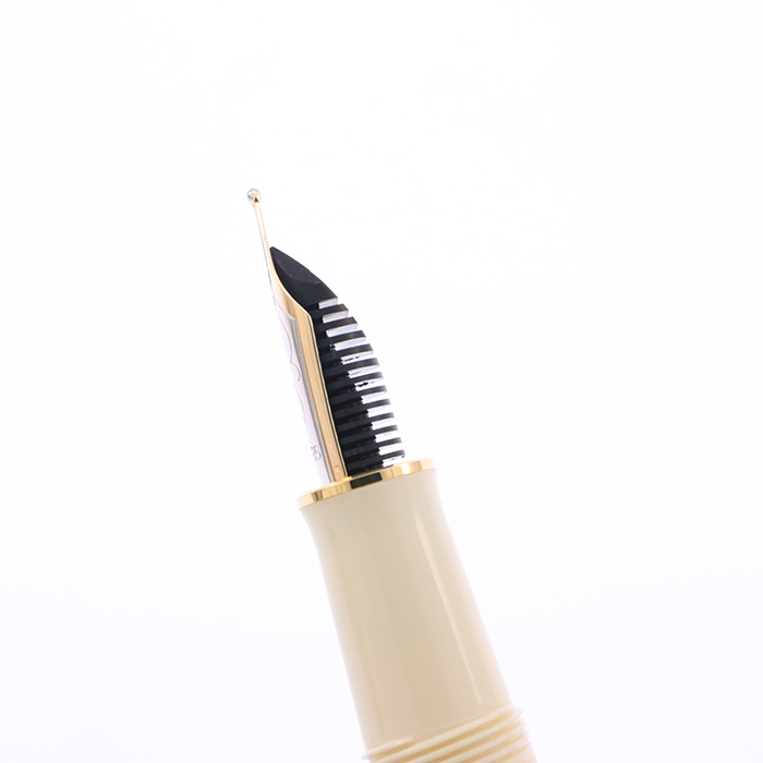 中古)Pelikan ペリカン 万年筆 スーベレーン M320 パールホワイト F