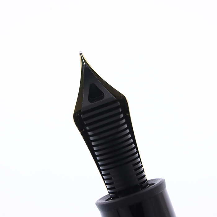 モンブラン マイスターシュテュック149 14K ペン芯・胴軸現行品 中古)MONTBLANC モンブラン 万年筆 マイスターシュテュック #149 18K中