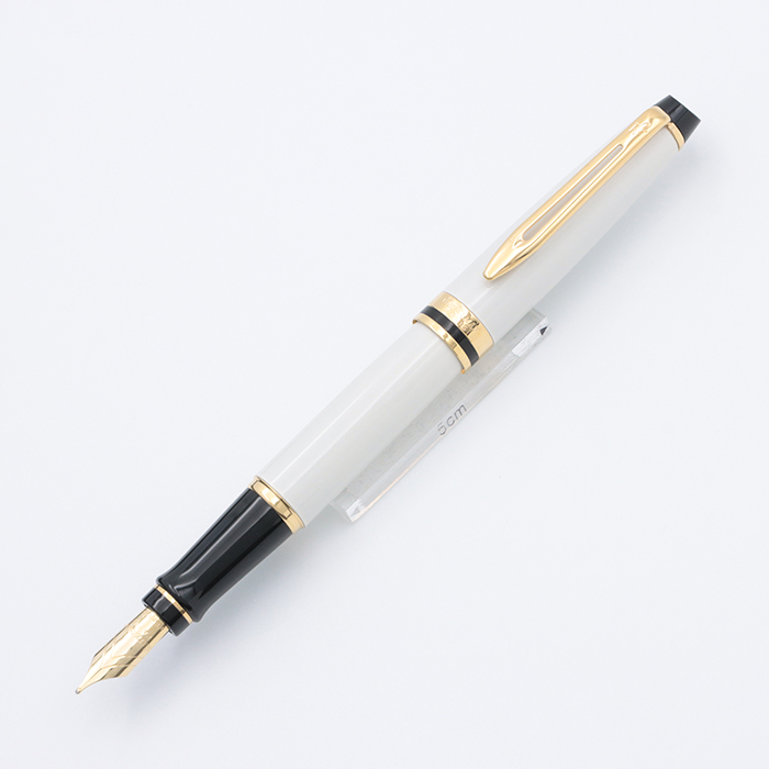 (中古)WATERMAN ウォーターマン 万年筆 エキスパート エッセンシャル アイボリー  18K/M（商品ID：3717017161613）詳細ページ | 万年筆　ボールペンなど高級筆記具の販売・買取｜キングダムノート