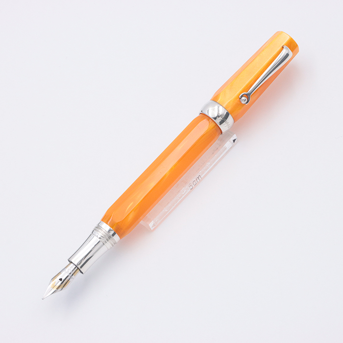 モンテグラッパ　ミクラ　オレンジ　ボールペン モンテグラッパ ミクラ オレンジ ボールペン
