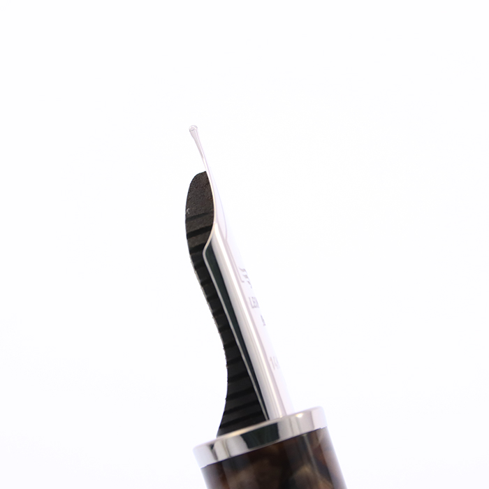 中古)Leonardo Officina Italiana レオナルド 万年筆 モーメントゼロ
