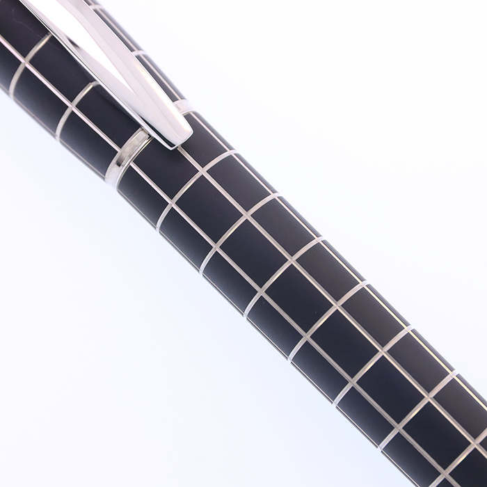 未使用に近い モンブラン スターウォーカー ローラーボール メタルラバー MONTBLANC (モンブラン) ボールペン スターウォーカー メタルラバー