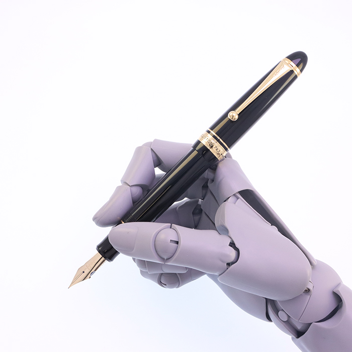 中古)PILOT パイロット 万年筆 カスタム743 ブラック フォルカン（商品