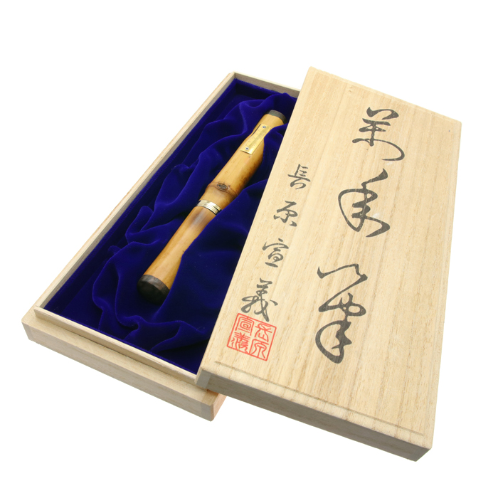 【筆記確認】セーラー 万年筆 長原宣義作 長刀研ぎ 竹万年筆 純金プレート付き セーラー 万年筆 長原宣義勇退記念 竹塗り SAILOR Nagahara