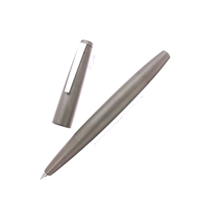 LAMY 50周年記念 万年筆 限定モデル 詳細ページ | 万年筆 ボールペンなど高級筆記具の販売・買取