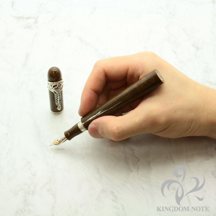 モンテグラッパ シガーペン 万年筆 MONTEGRAPPA 1997年限定品 詳細ページ | 万年筆 ボールペンなど高級筆記具の販売・買取