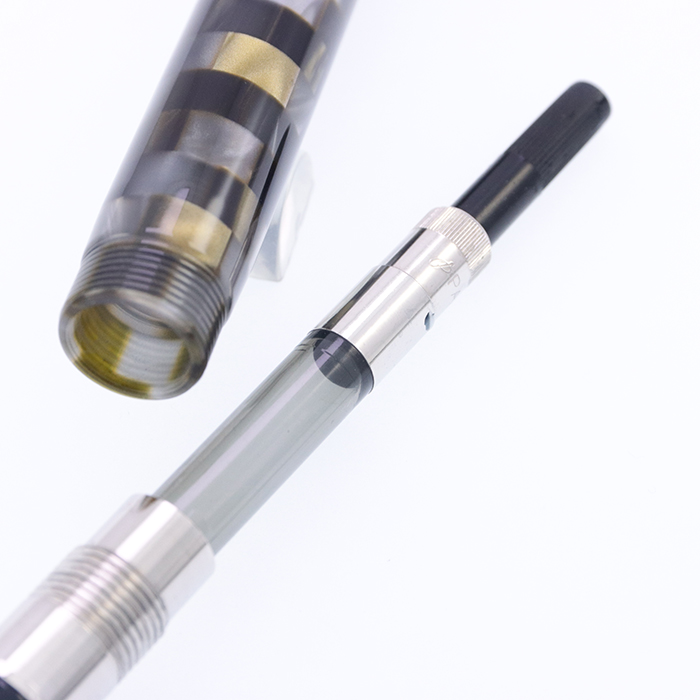 【美品】 パーカー Parker デュオフォールド 万年筆 廃番モデル チェック 詳細ページ | 万年筆 ボールペンなど高級筆記具の販売・買取