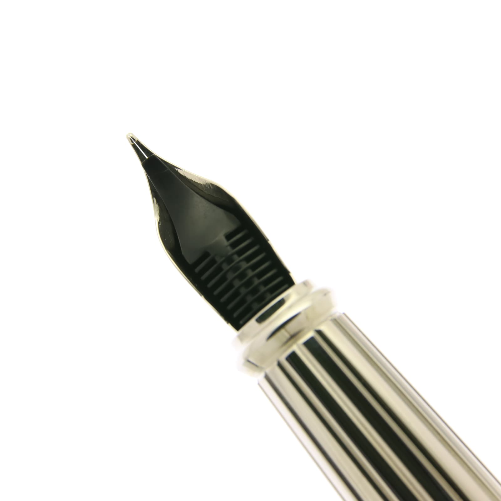 新品)S.T.Dupont エス・テー・デュポン 万年筆 ラインD L ギヨシェ