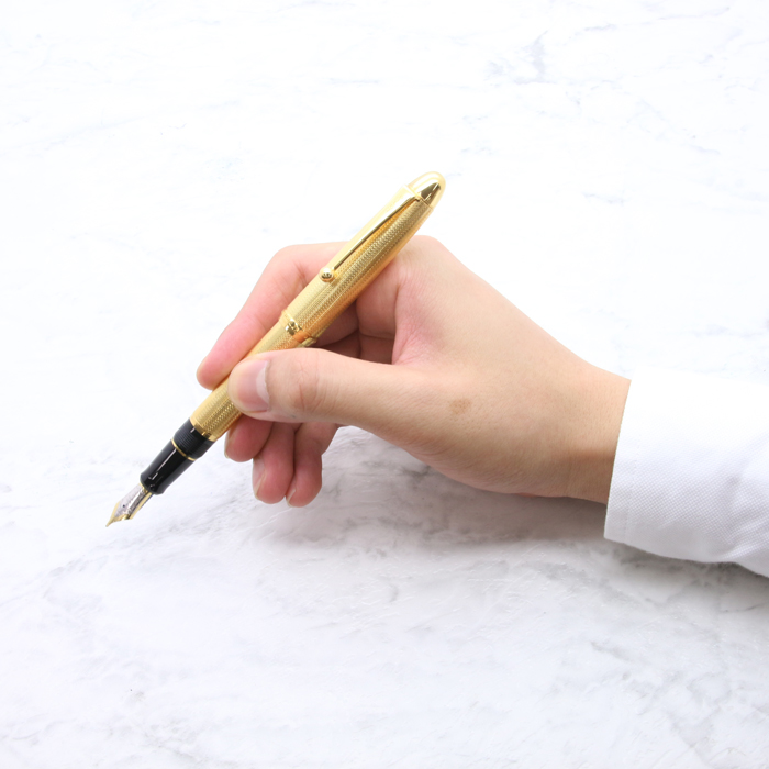 PILOTカスタム745ゴールド ストライプ 万年筆 専用ケース付き 生産終了品】PILOT パイロット カスタム745 ゴールドストライプ