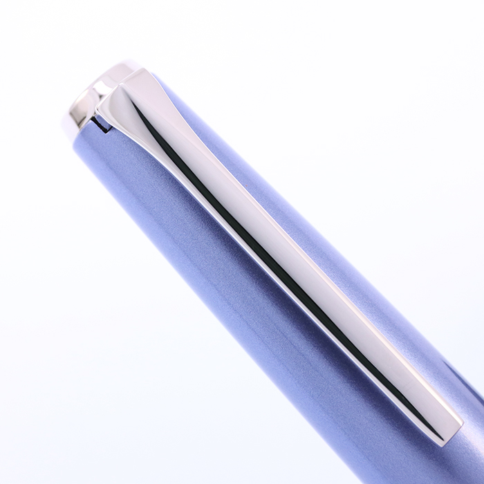 中古)PILOT パイロット 万年筆 エラボー ライトブルー 軟中字 (金属軸