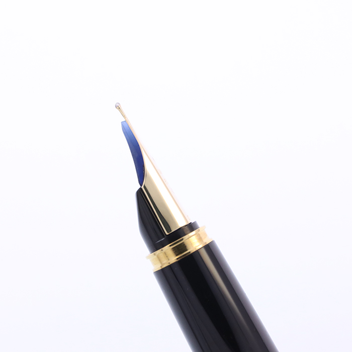 PILOT パイロット 万年筆 ペン先 14K 14金 585 蒔絵鳳凰 中古)PILOT パイロット 万年筆 平蒔絵 鳳凰 中字 (旧型)（商品ID