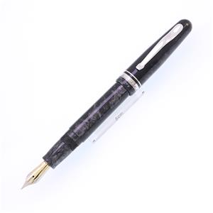 Delta（デルタ） 限定 シルバー 万年筆 18K 中古)DELTA デルタ 万年筆 フュージョン82 グレー 18K/EF（商品ID